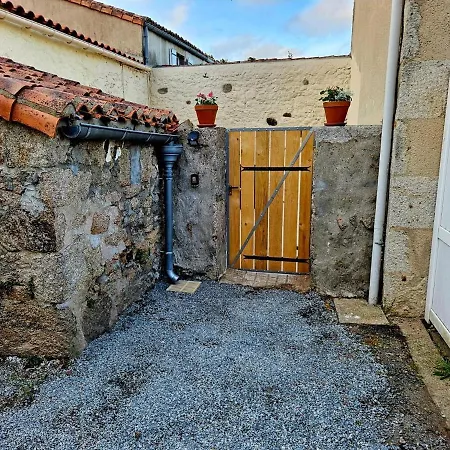 L'allee Du Bon Endroit - Logis 12 Personnes *