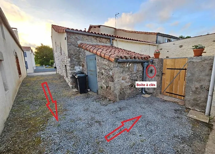 L'allée Du Bon Endroit - Logis 12 Personnes